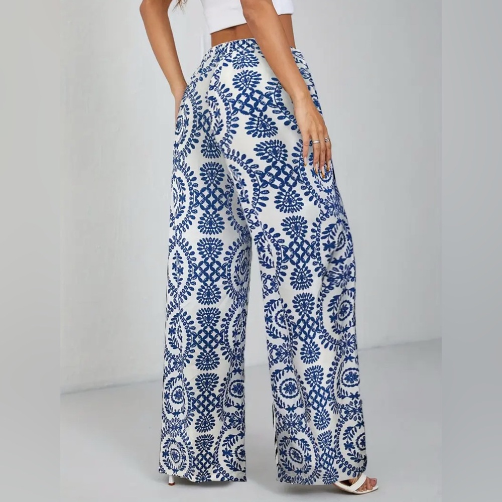 Women’s Blue & White Boho Print Wide-Leg Pants – Size L